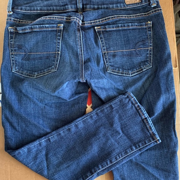 A&E Capris - Picture 2 of 2